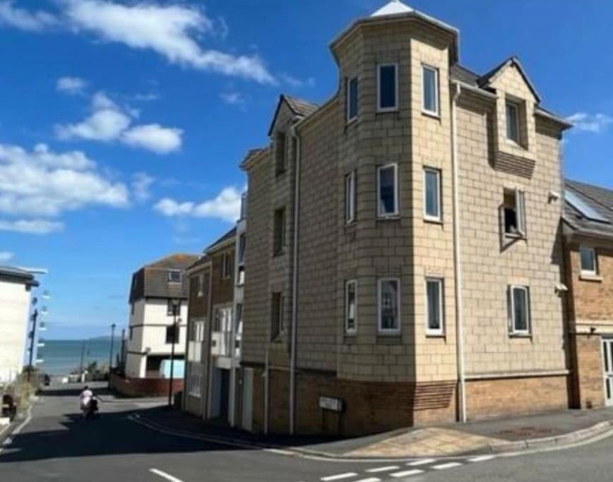 Seaside Modern Apartment Westward Ho!  Exterior foto